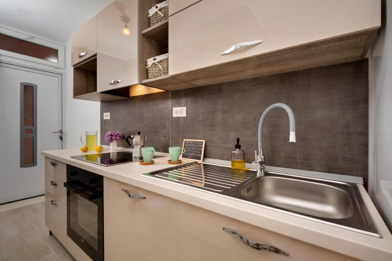 B Apartment رافني المظهر الخارجي الصورة